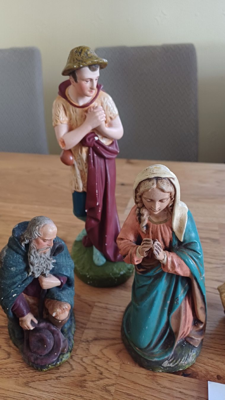 Statuette: Weihnachtskrippe Krippenfiguren Set 4-teilig Vintage – Usato da Flawil venduto da Naphtali 5