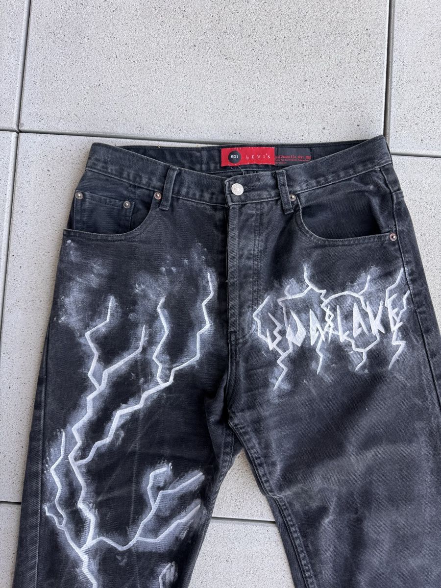 Levi's Jeans: Jeans Levi’s 501 Custom con fulmini – Nuovo (secondo la descrizione) da Vacallo venduto da edo_v9h5 1