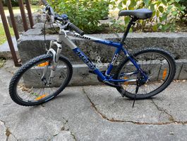 Trek 4500