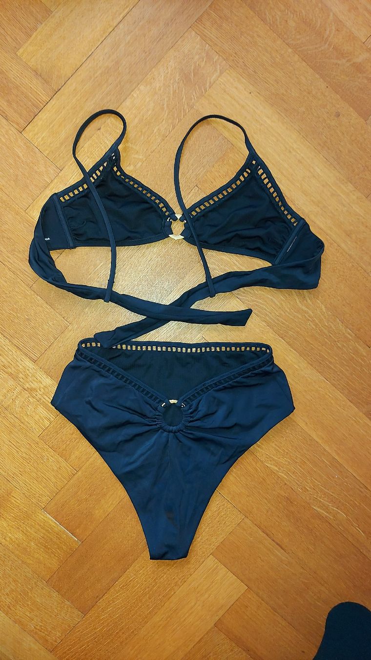 Calzedonia Costumi da bagno & Bikini: Maillot de bain Calzedonia – Nuovo (secondo la descrizione) da Sion venduto da aud_7pxl 1