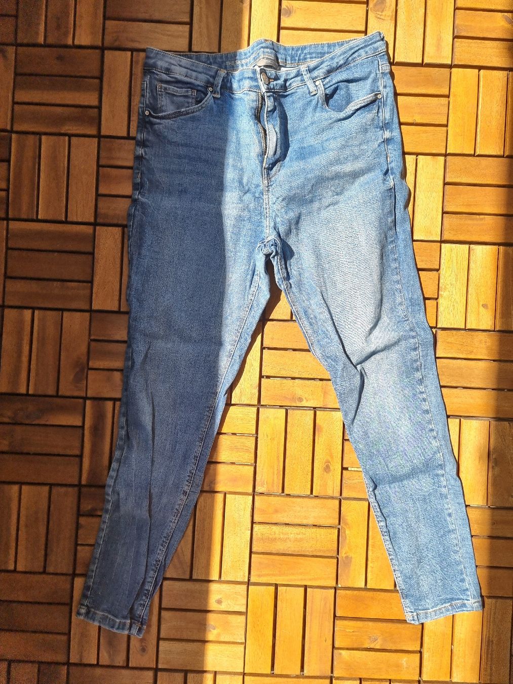 C&A Jeans: skinny jeans high rise EU44 – Usato da Balzers venduto da Homeandgarden