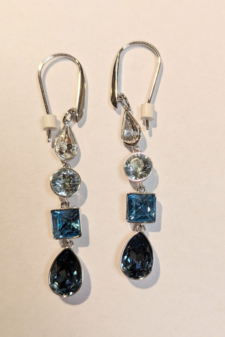 Swarovski Orecchini pendenti & Orecchini a lobo: Swarovski-Ohrhänger – Usato da Zetzwil venduto da Stritzi 1