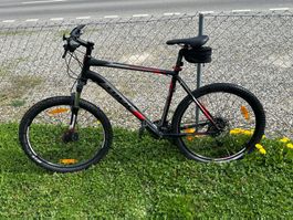 Velo Mountainbike TREK