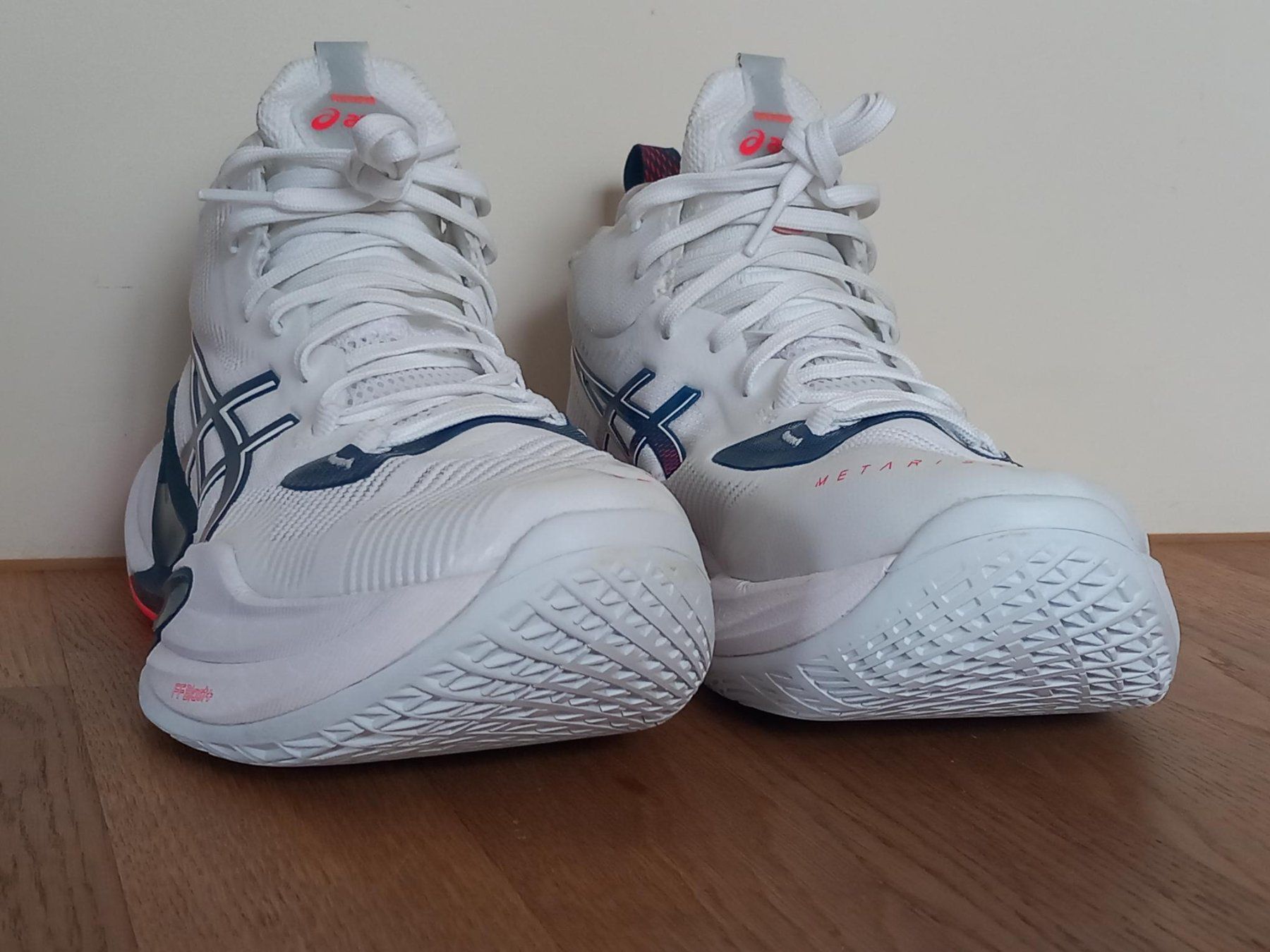 Scarpe da uomo: Asics Metarise 2 Volleyball Turnschuhe Grösse 43.5 – Usato da Luzern venduto da Noosi88 2