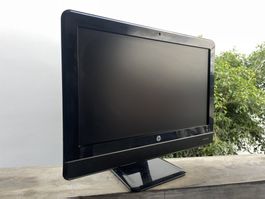 HP All-In-One Business PC Workstation: Intel i5, SSD, Win 11
