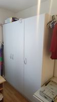Kleiderschrank/Kasten