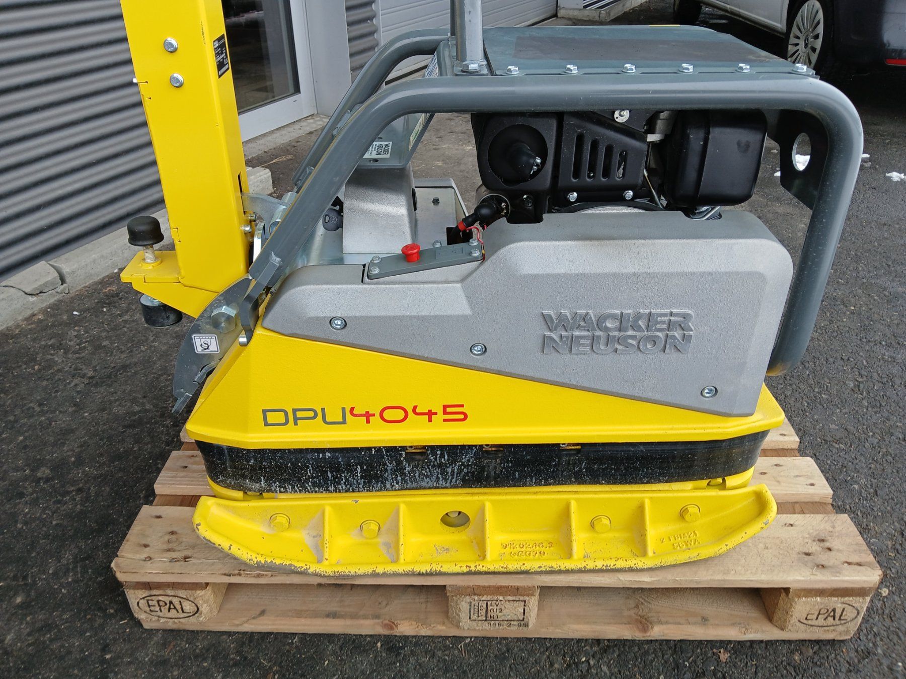 Wacker Neuson Tutte le macchine: Vibroplatte Wacker Neuson DPU 4045Ye – Usato da Perlen venduto da WN-6035 1