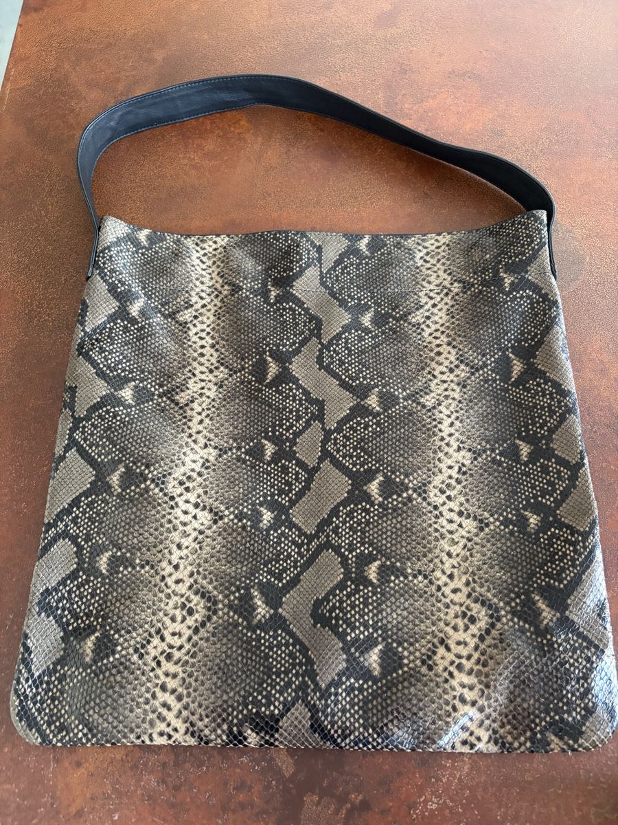 Gérard Darel Borse da donna: Gerard Darel Python Leather Bag – Usato da Zürich venduto da Sonikasantos