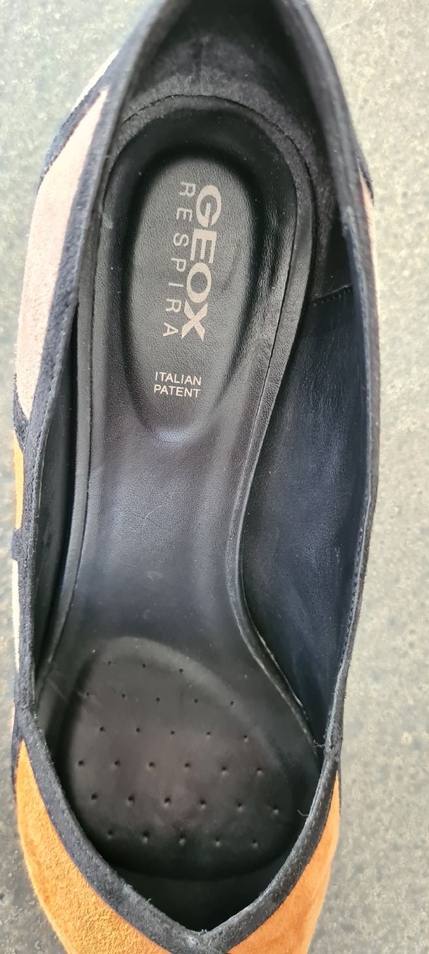 Geox Chaussures femmes: Geox Pumps Gr. 40 Wildleder – D'occasion à Grüningen par Highclere 2
