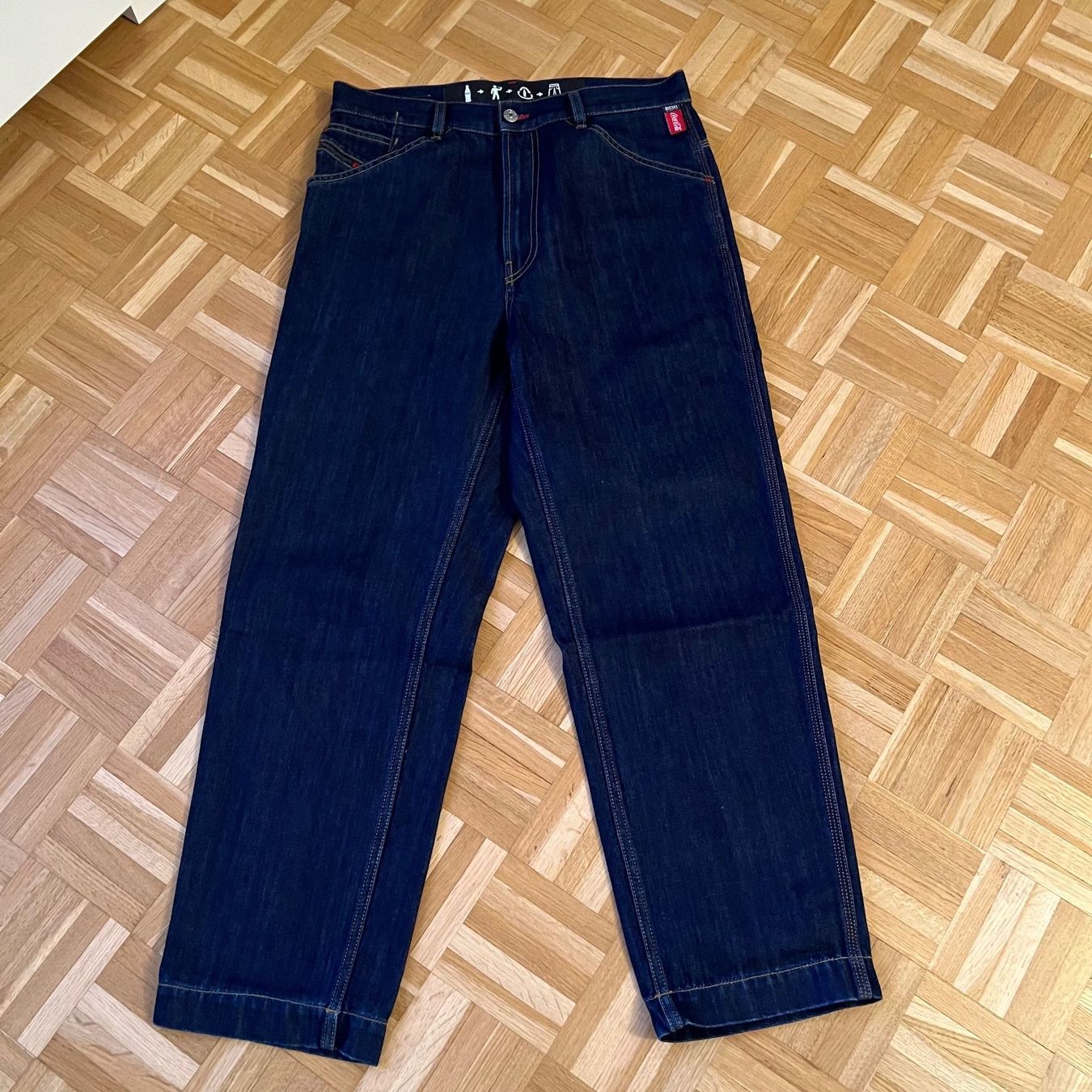 Diesel Jeans: DIESEL Herren Jeans Special Edition – Nuovo (secondo la descrizione) da St. Gallen venduto da mania03