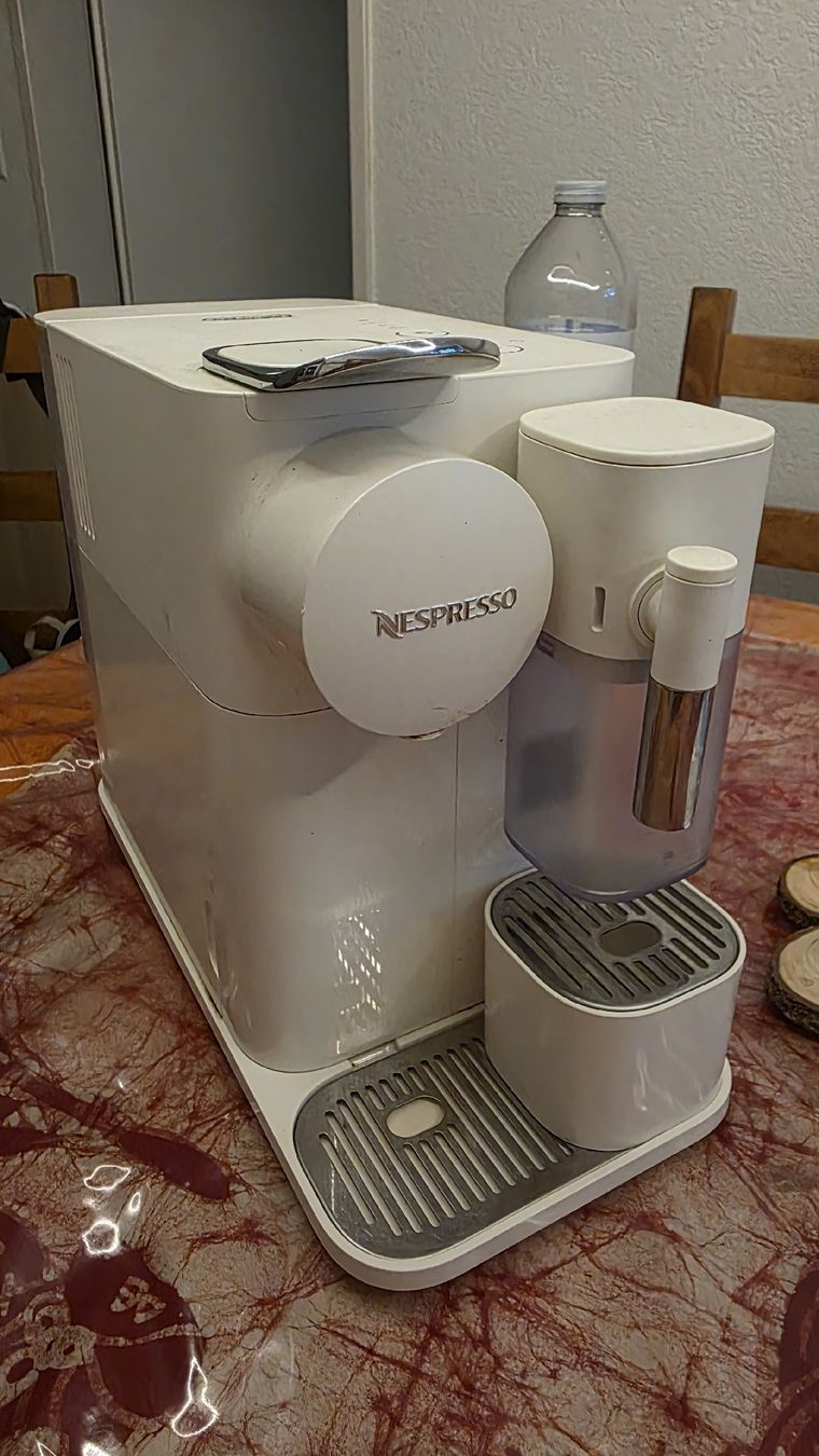 Nespresso Kaffeemaschinen & Espressomaschinen: Kapselmaschine Nespresso – Gebraucht aus Zumikon von Ch31044 2
