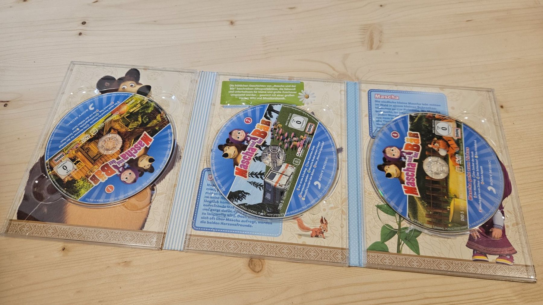 Alle DVDs: Mascha und der Bär DVD Box, 3 DVDs – Gebraucht aus Escholzmatt von _die_Kaempferin 1