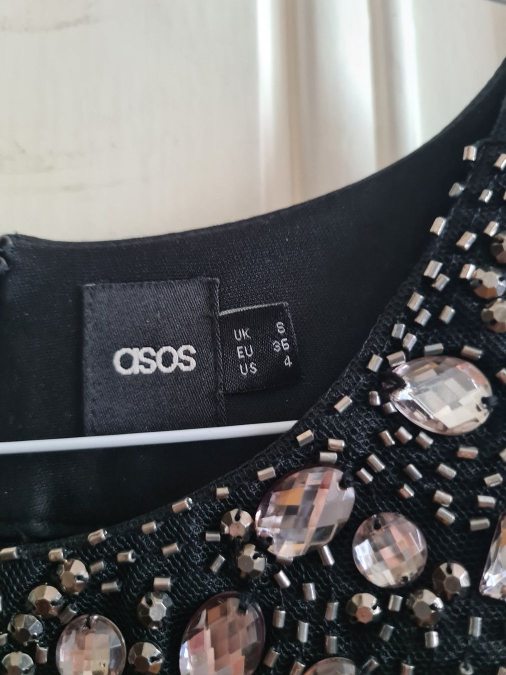Asos Kleider: Sublime robe noire ASOS avec cristaux, T36 – Gebraucht aus Genève von Tresor305 5