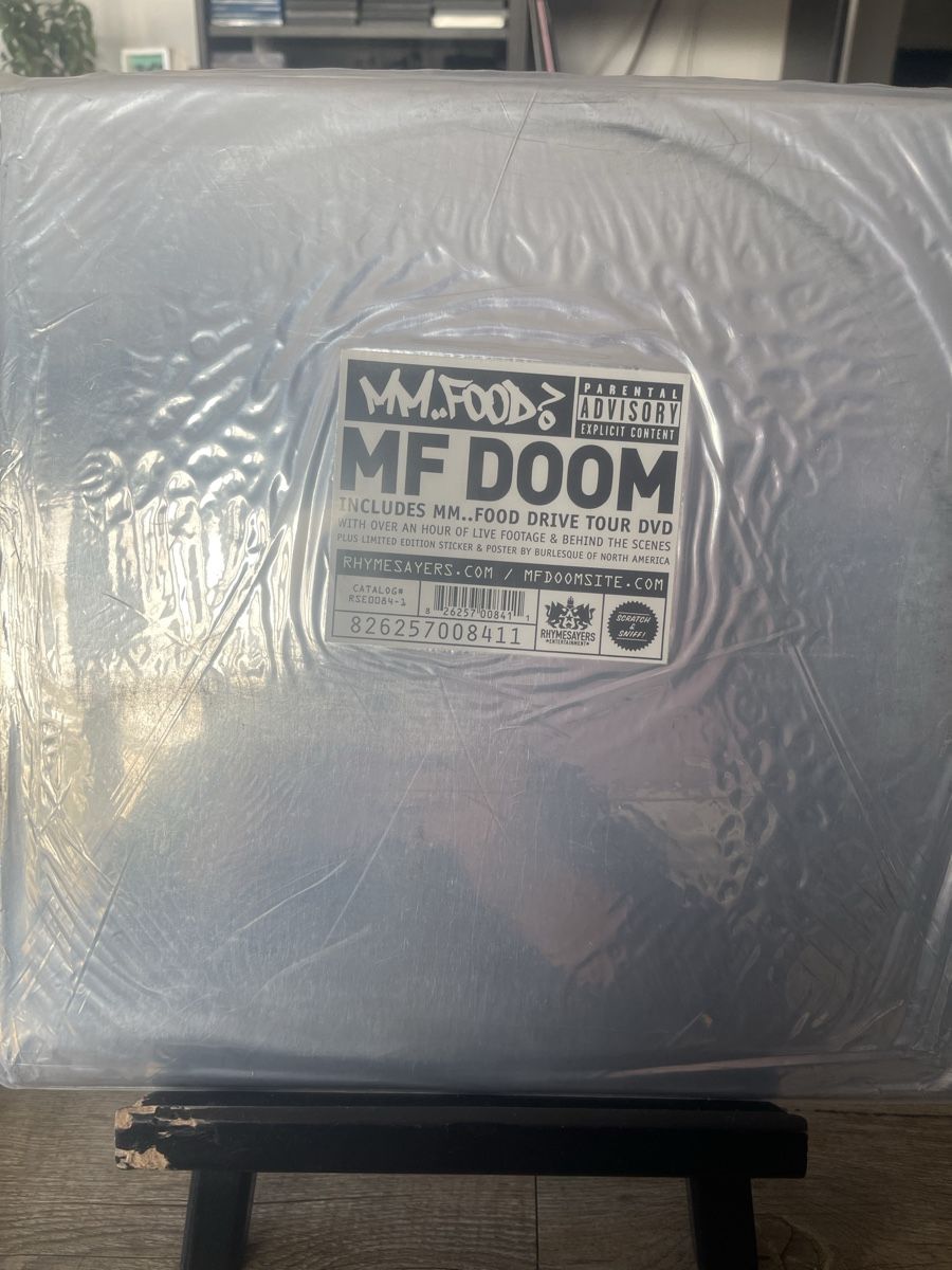 Dischi in vinile: MF DOOM / MM Food / Limited Version inkl DVD – Nuovo e nell'imballaggio originale da Dagmersellen venduto da stonefinger
