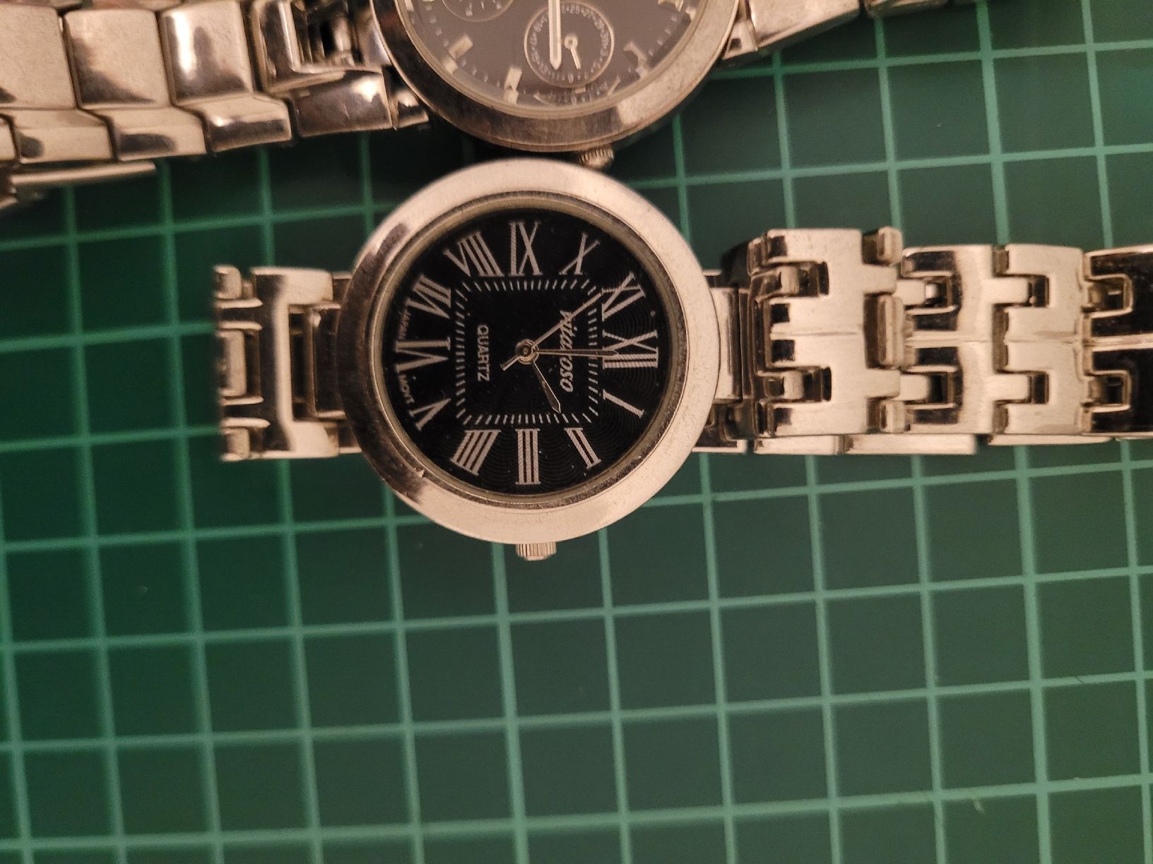 Orologi: Vintage "World" & "Valioso" Women's Watch Bundle - Silver – Usato da Meyrin venduto da Retro-GZ 3