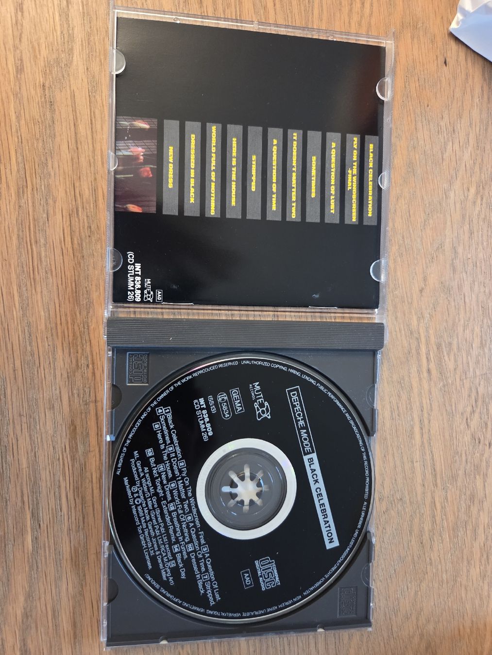 CD: Depeche Mode- Black celebration – Nuovo (secondo la descrizione) da Engelberg venduto da ursdemar89 2