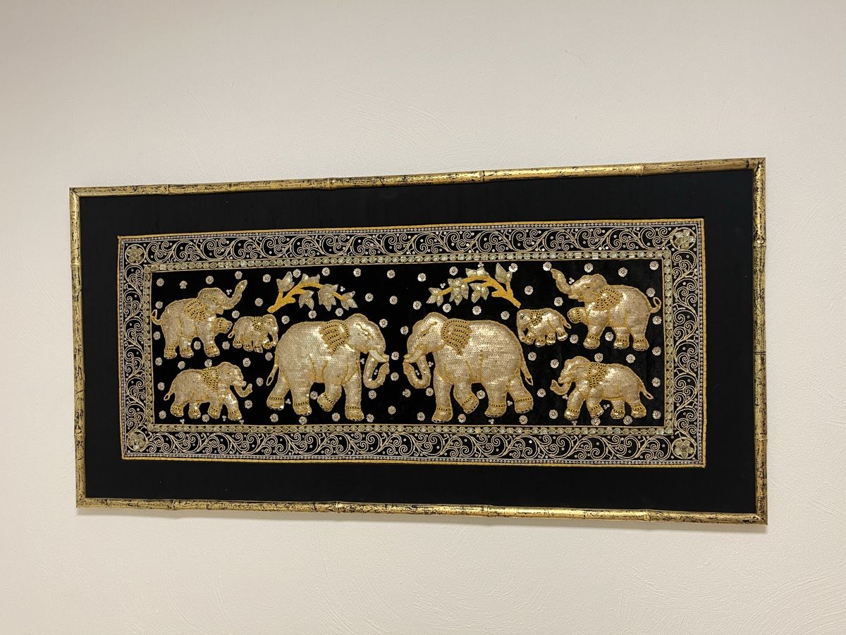Poster & Bilder: Bild Elefanten Motiv Schwarz Gold mit Rahmen – Gebraucht aus Meggen von Batatinha