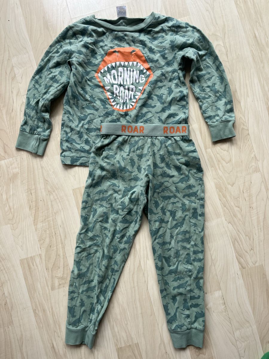 Pigiami: Pyjama / Schlafanzug, Grösse 110/116 – Usato da Bern venduto da piweli