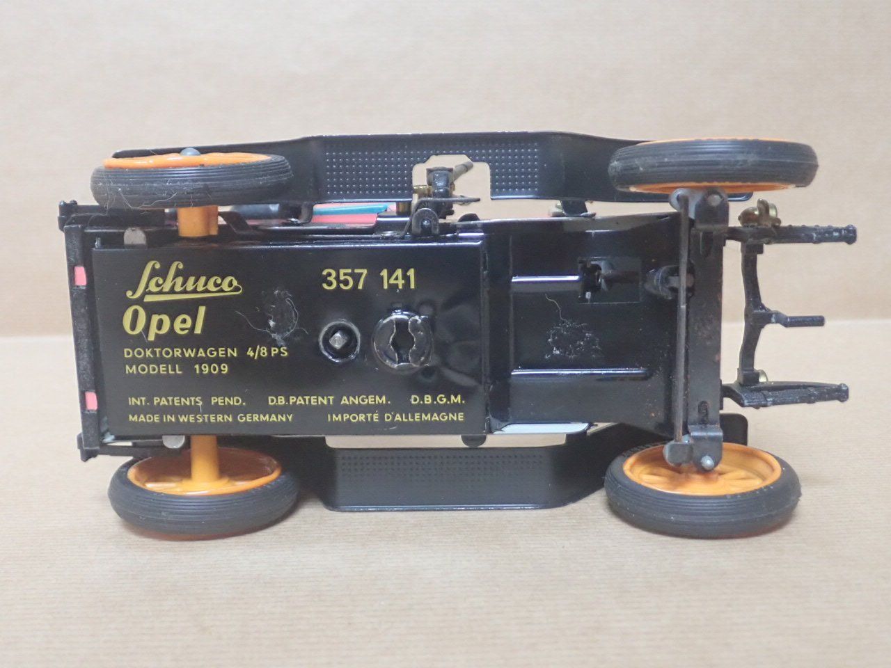 Schuco Modellautos: Opel Doktor-Wagen 1909 - Schuco Oldtimer 357 141 – Gebraucht aus Winterthur von 602ccm 4