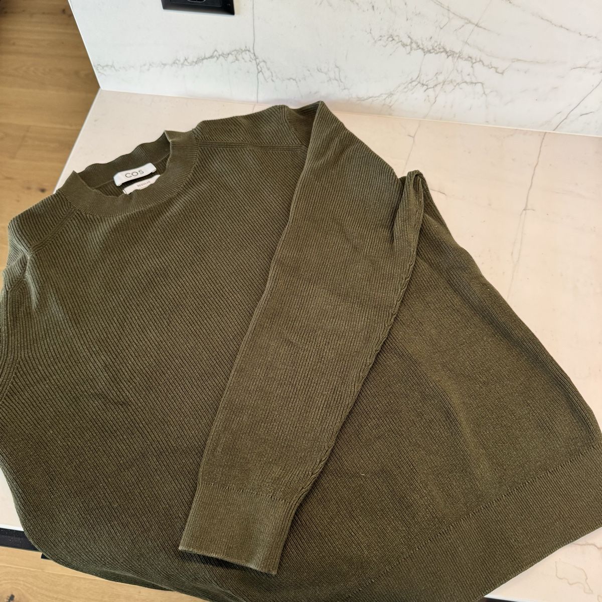 Cos Maglioni & Felpe: COS Herren Pullover Grösse L – Usato da Itingen venduto da JDG11 1