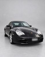 Porsche 911 Carrera 4 996 Coupé schwarz Interieur grün