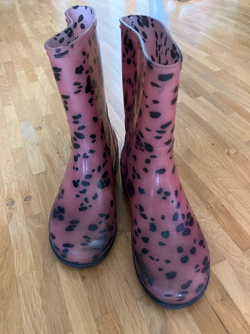 Scarpe per ragazze: Gummistiefel von HEMA Grösse 32/33 – Usato da Basel venduto da Hamburg82