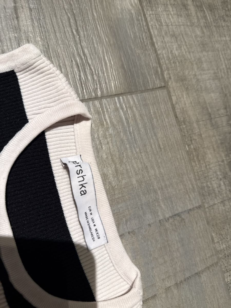 H&M Ensembles coordonnés: Lot de tops  – D'occasion à Tramelan par mar_xrj7 5