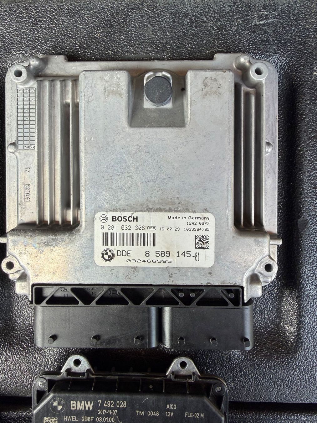 BMW Alle Autoersatzteile: BMW Motorsteuergerät – Gebraucht aus Neuhausen von Dayan_Parts