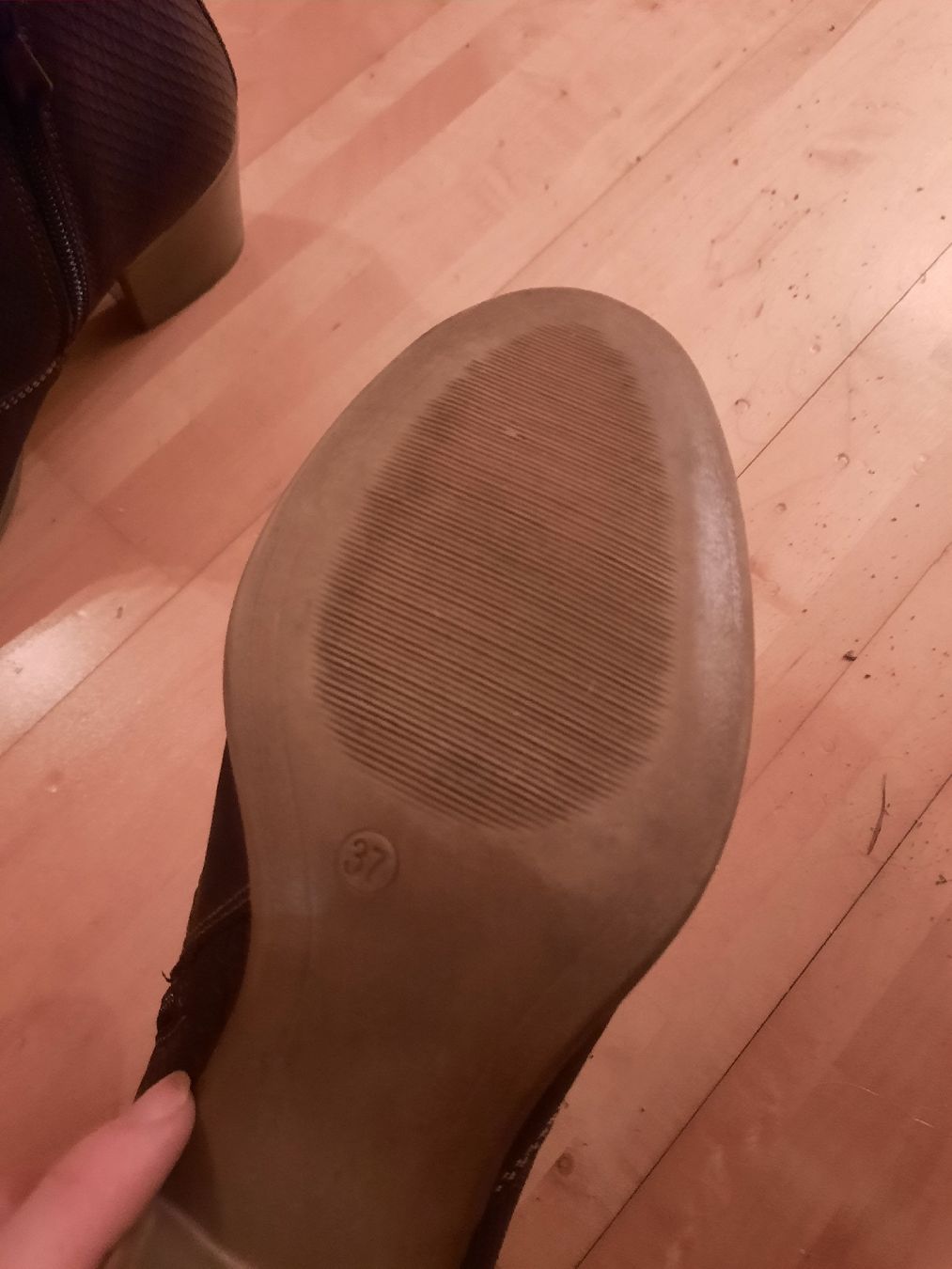Chaussures femmes: Damen Stiefeletten, Grösse 37 – D'occasion à Rüti ZH par 11120 3