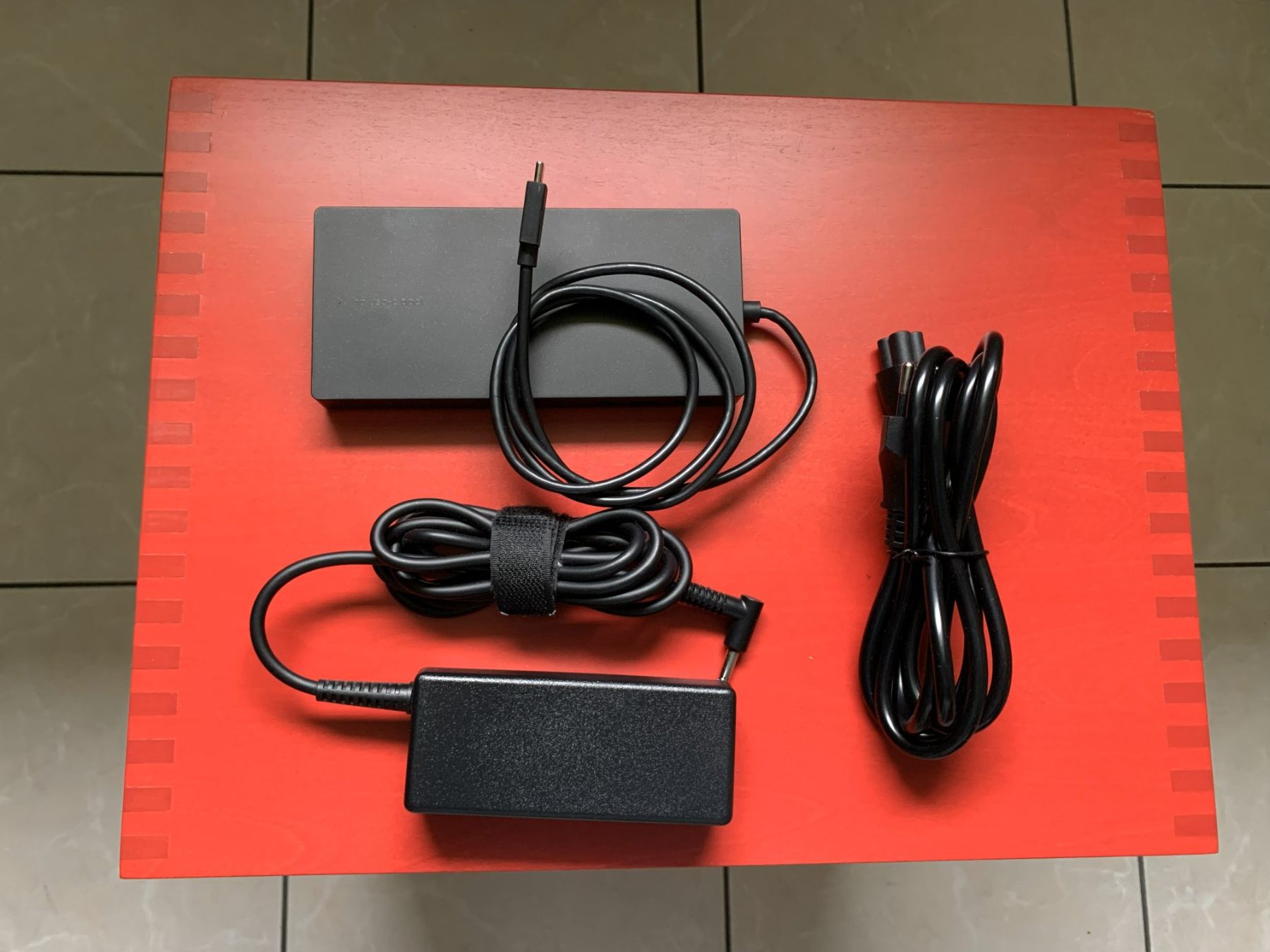 Hewlett Packard Docking station: HP Elite USB-C Docking Station – Usato da Bodio TI venduto da The_Cyrenian