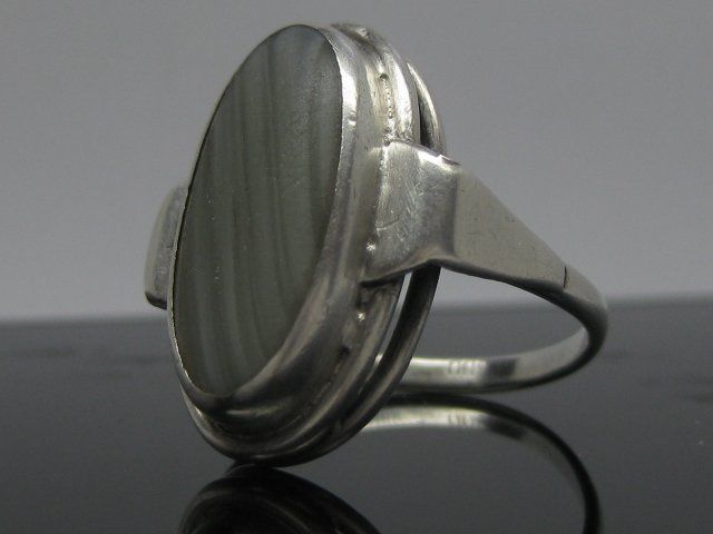 Anelli: Antik Ring Silber 800 / gestreifter Stein / 4 g / Gr. 55 – Usato da Ermatingen venduto da Decovin 2