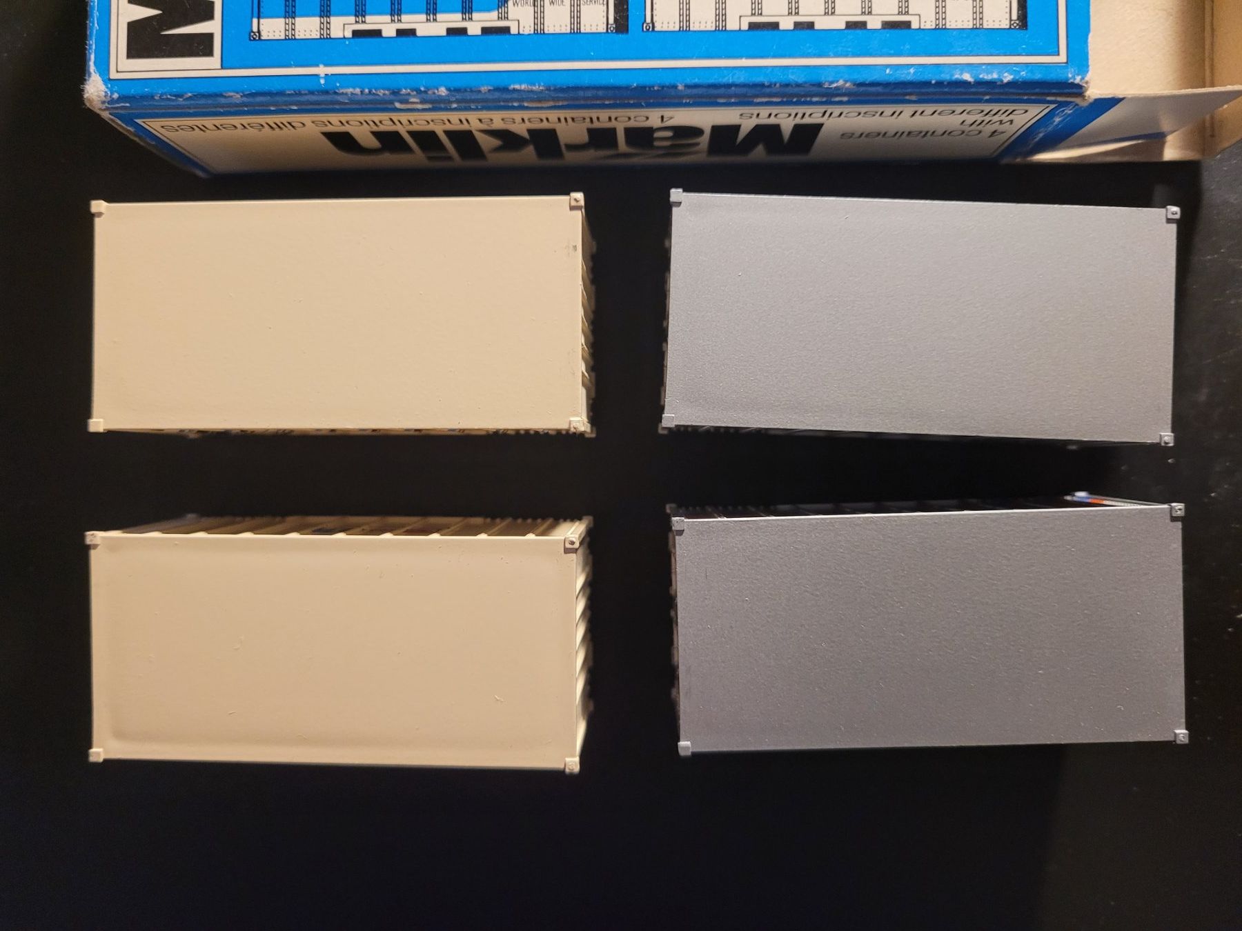 Märklin Modellini di ferrovie: Märklin H0 7291 - 4 containers à inscriptions différentes – Nuovo e nell'imballaggio originale da Payerne venduto da tintin08 2