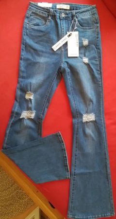 Trendige Jeans Hello Miss Paris / Flared Gr. 38/M / NEU