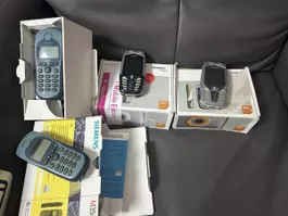 Siemens Handy Konvolut 4x und Motorola 
