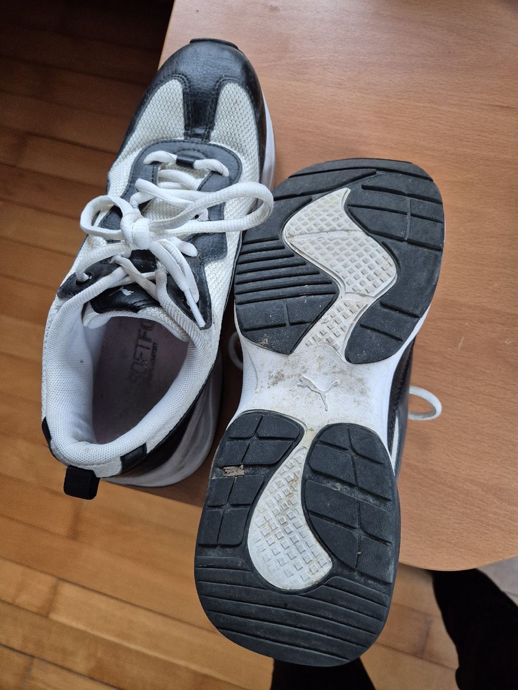 Puma Herrenschuhe: Puma Turnschuhe Damen Grösse 39  – Neu (gemäss Beschreibung) aus Windisch von Europapark18