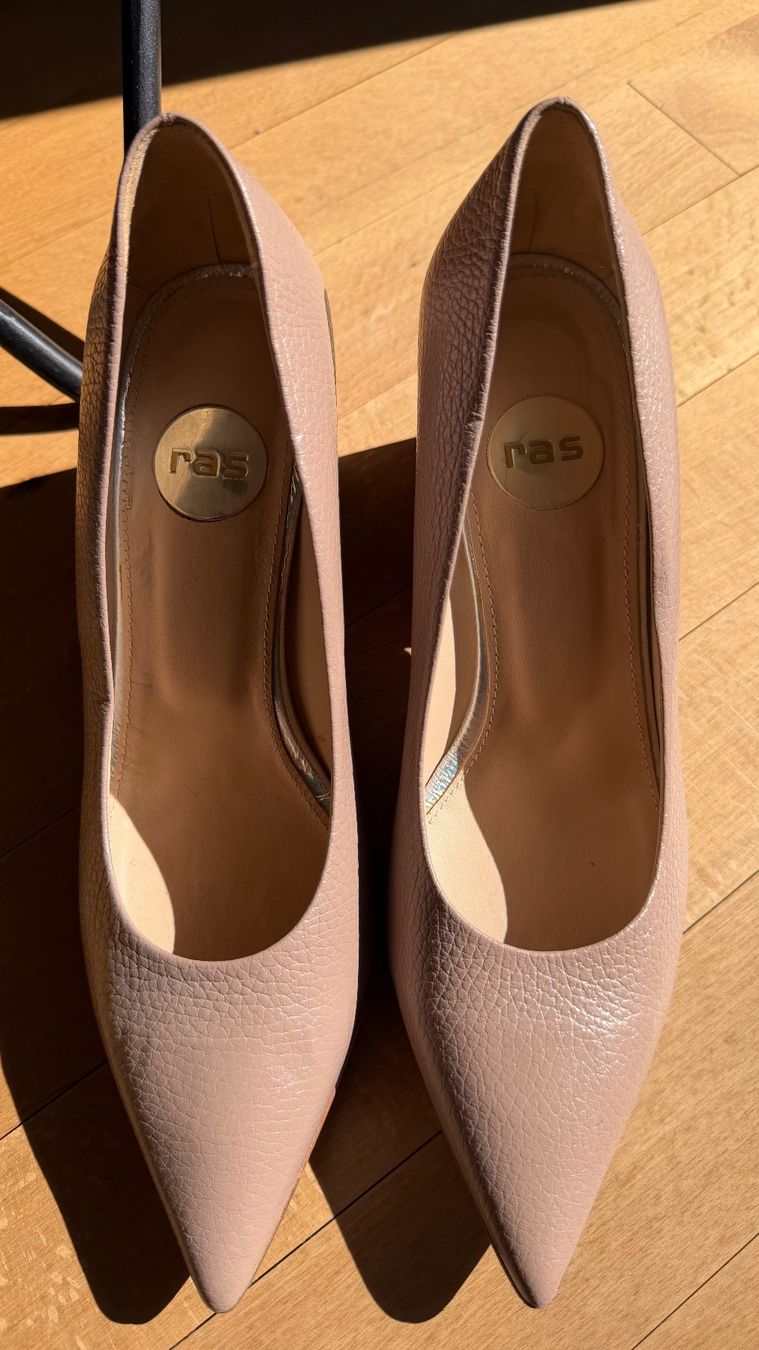Scarpe da donna: Coole Pumps von RAS – Usato da Schaffhausen venduto da _queen_c 2