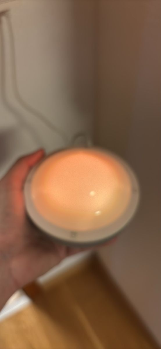 Réveils: Réveil lumineux – D'occasion à St-Pierre-Clages par aur_kds8