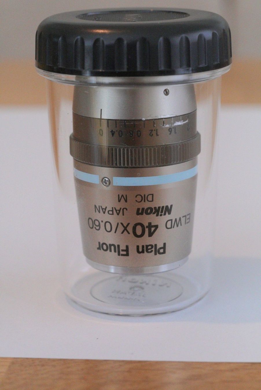 Nikon Obiettivi: Nikon Plan Fluor ELWD 40X/0.60 DIC M Objective - Top – Usato da Wallisellen venduto da SwissTreeDee 4