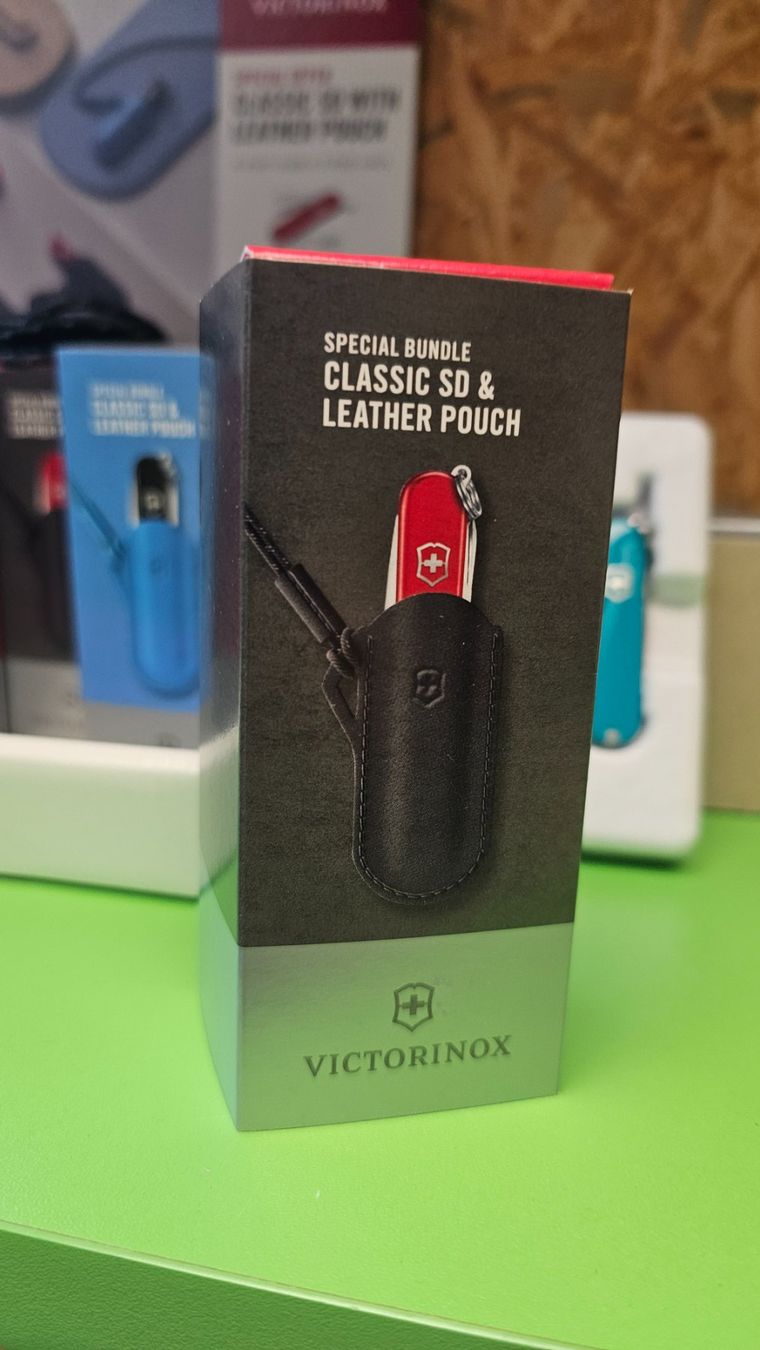 Victorinox Coltelli tascabile: Victorinox Classic SD inkl. Leder - Etui – Nuovo e nell'imballaggio originale da Koppigen venduto da Bracher_Mail-House 2