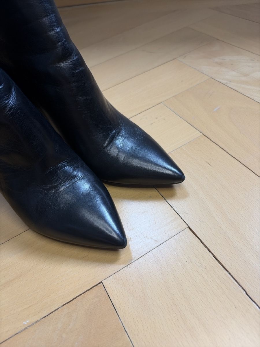 Saint Laurent Scarpe da donna: Saint Laurent leather boots  – Usato da Zürich venduto da modcoss 4