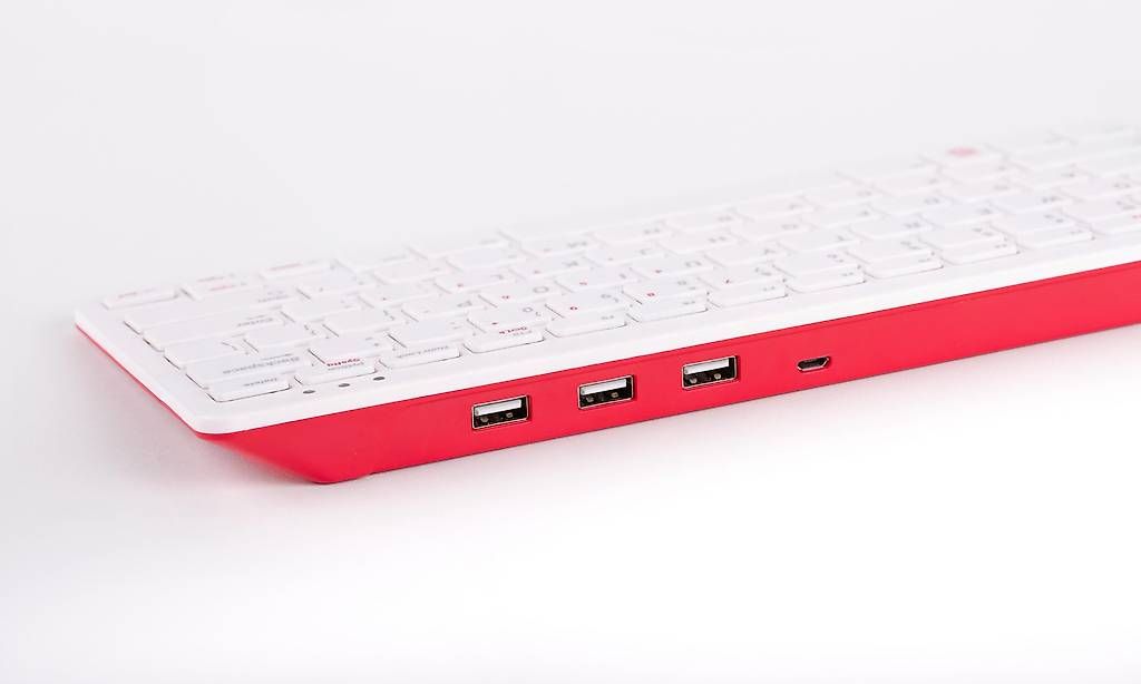 Tastiere: Raspberry Pi Official Keyboard & Hub DE QWERTZ OVP – Usato da Dietlikon venduto da Bonamesa 3