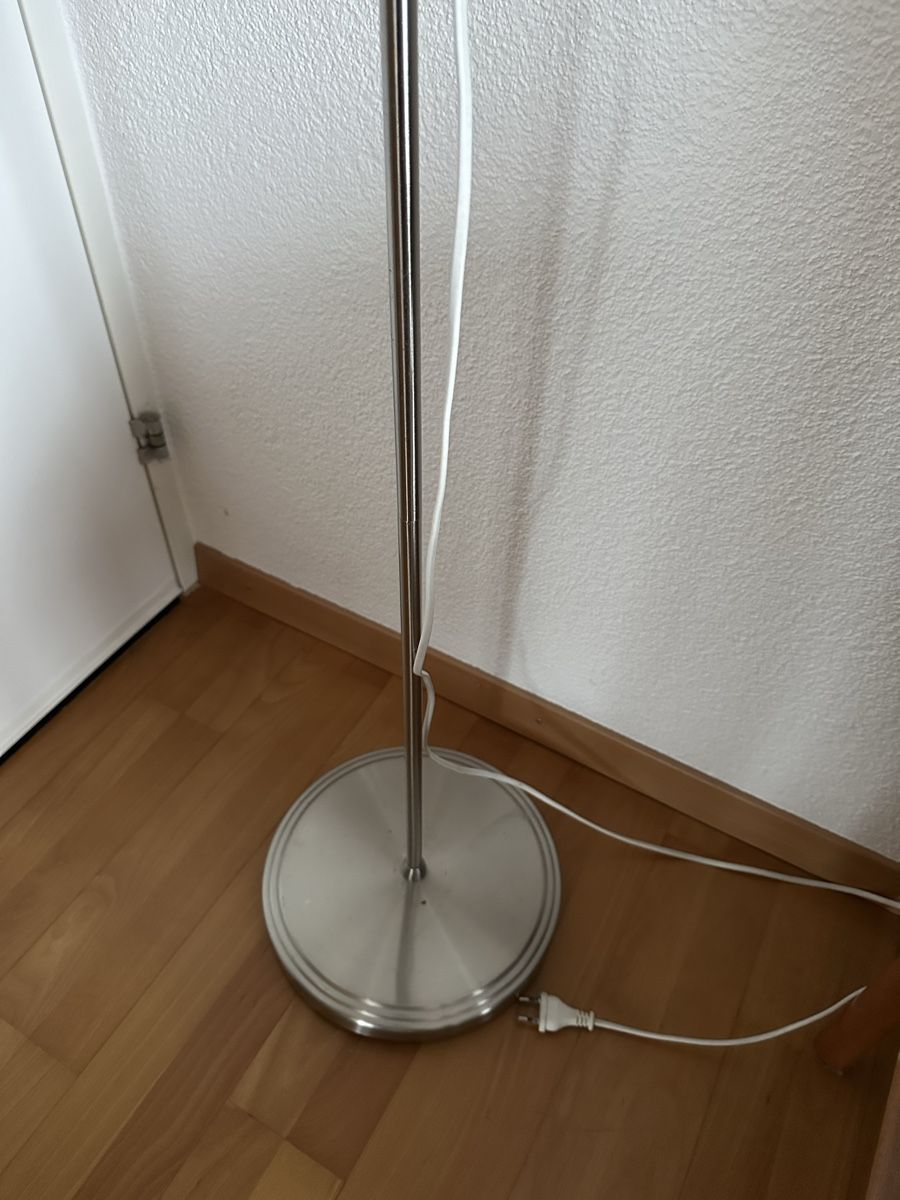 Lampade: Schöne Stehlampe - Top Zustand! – Usato da Wallisellen venduto da funnydance 3