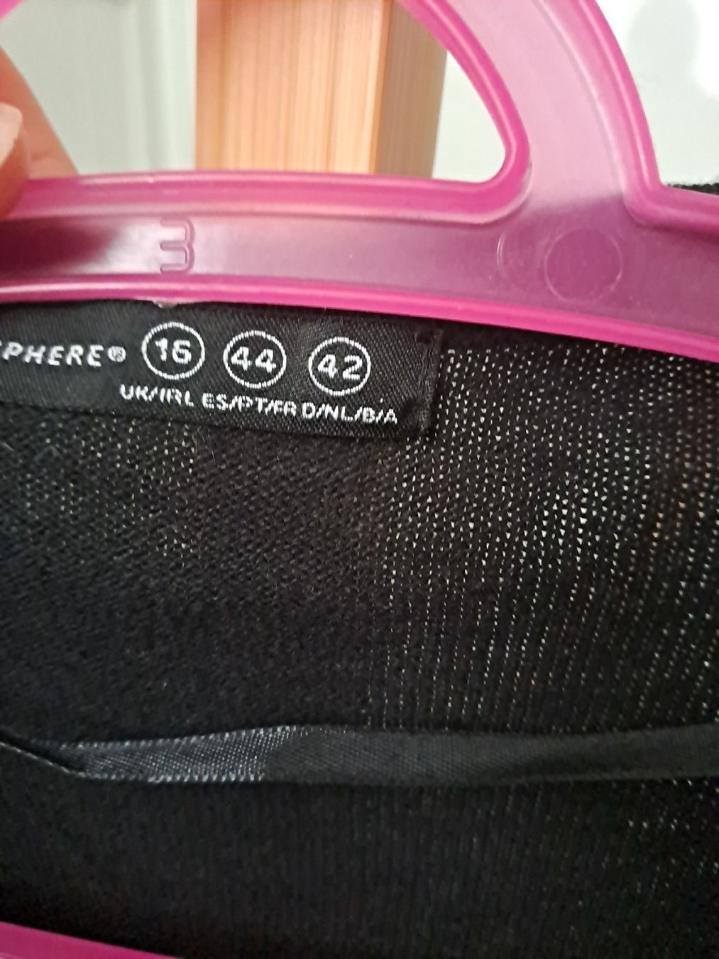 Giacche: Damen Strickjacke schwarz Gr. 42 mit Steinchen – Usato da Rickenbach LU venduto da bishiida 2