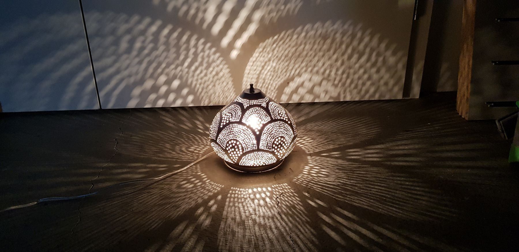 Lampade: Tischlampe – Nuovo e nell'imballaggio originale da Kirchberg SG venduto da PharaoShop