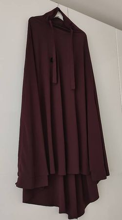 2x Khimar mit Ärmeln  Büra Çaraf