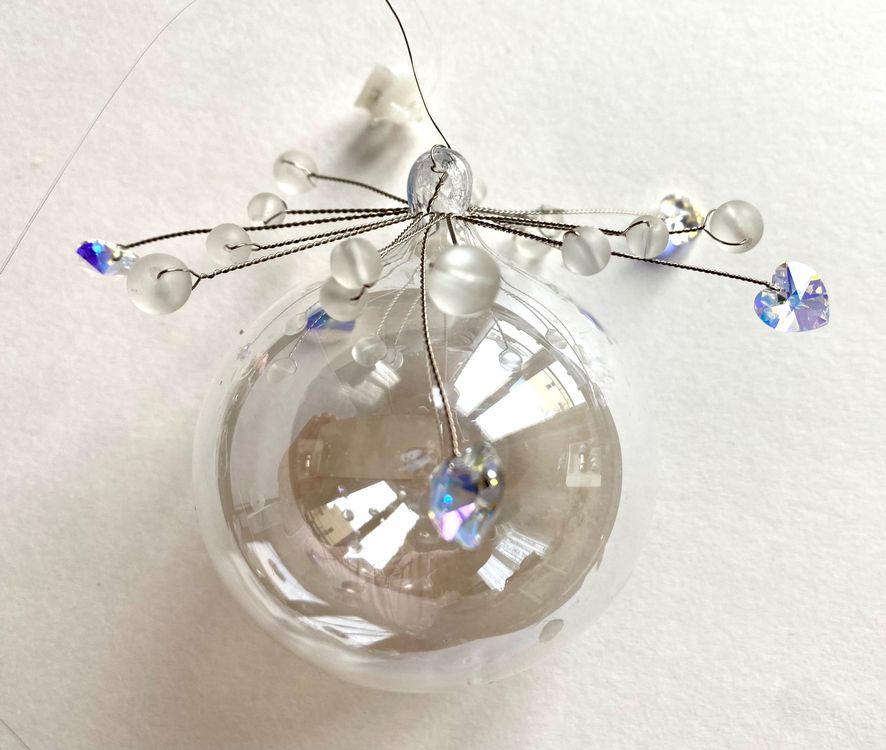 Lunartec Mini-Krippe 2er-Set – Mit LED-Beleuchtung Unter Glasglocke, Handbemalt (Weihnachtsdekoration)