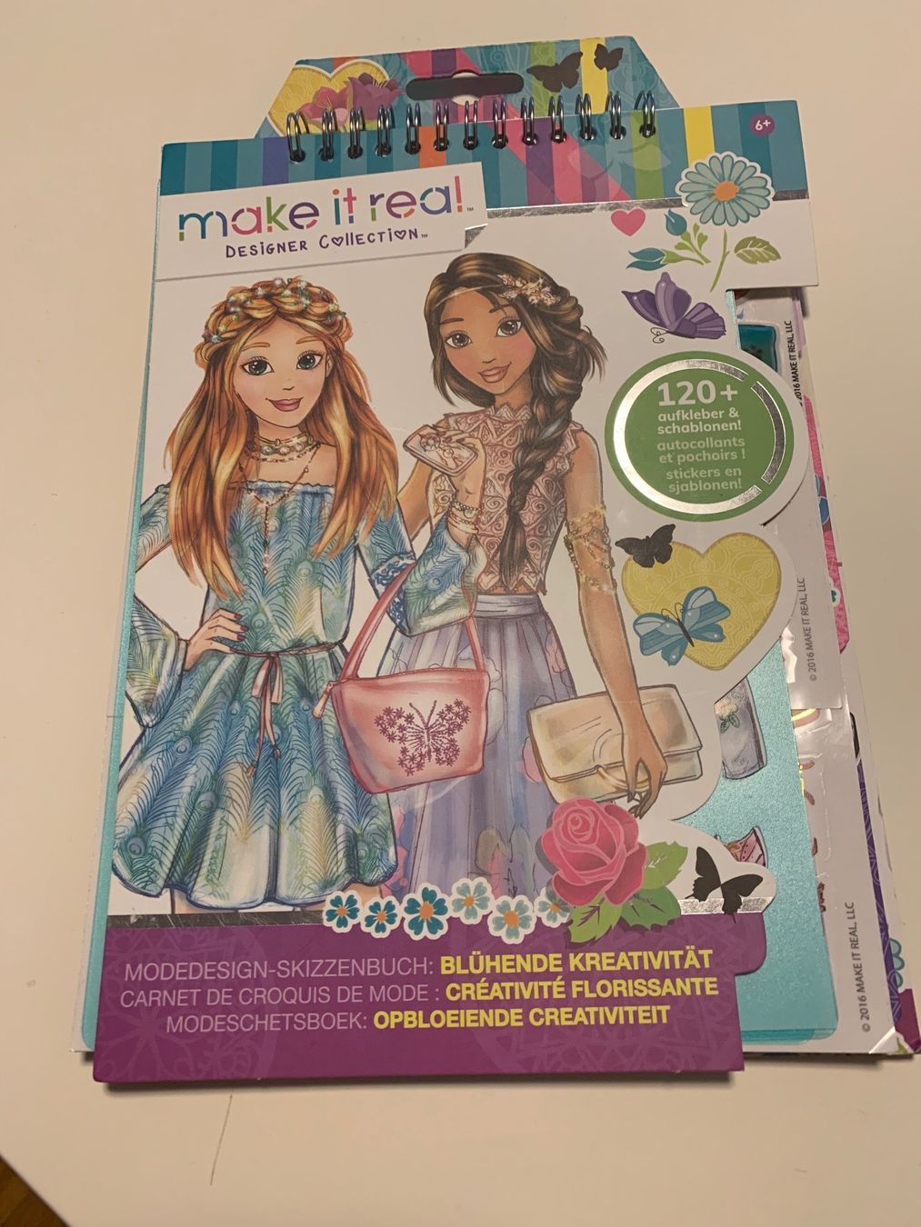 Bücher: ♥ Designer Collection make it real! Modedesign Skizzenbuch – Gebraucht aus Beromünster von msklef
