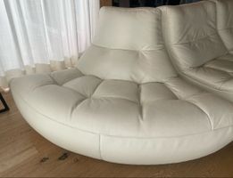 Divano modulare in pelle bianca, design moderno!