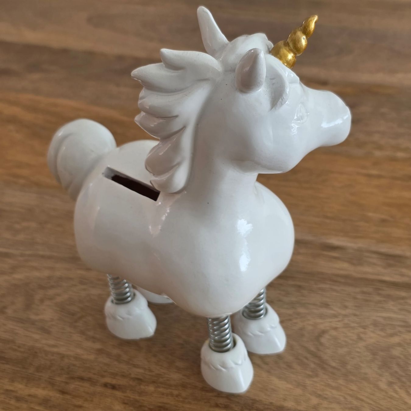Tirelires: Spardose Einhorn Keramik mit Federn  – D'occasion à Rheinsulz par Dred 1