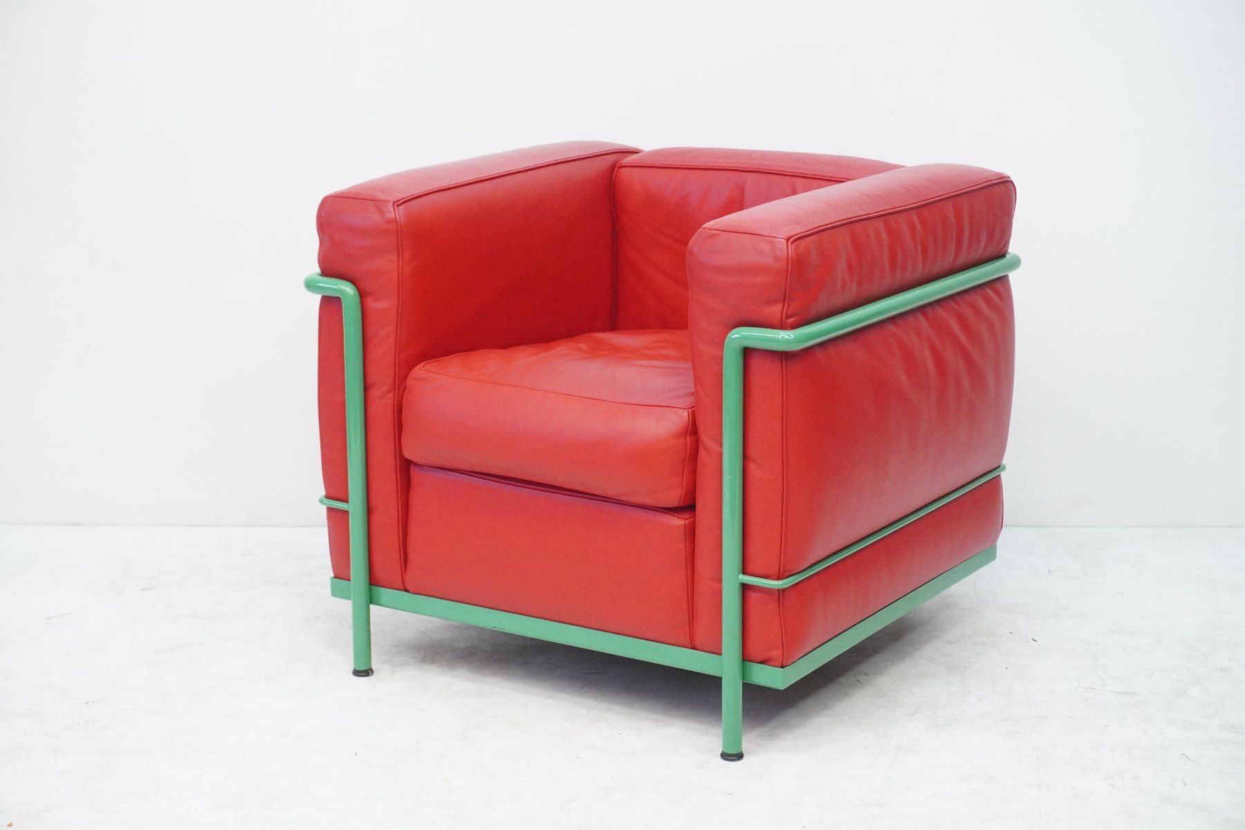 Cassina Sessel: Cassina LC2 Sessel Le Corbusier Leder rot – Gebraucht aus Bad Zurzach von QLASSIQ 1